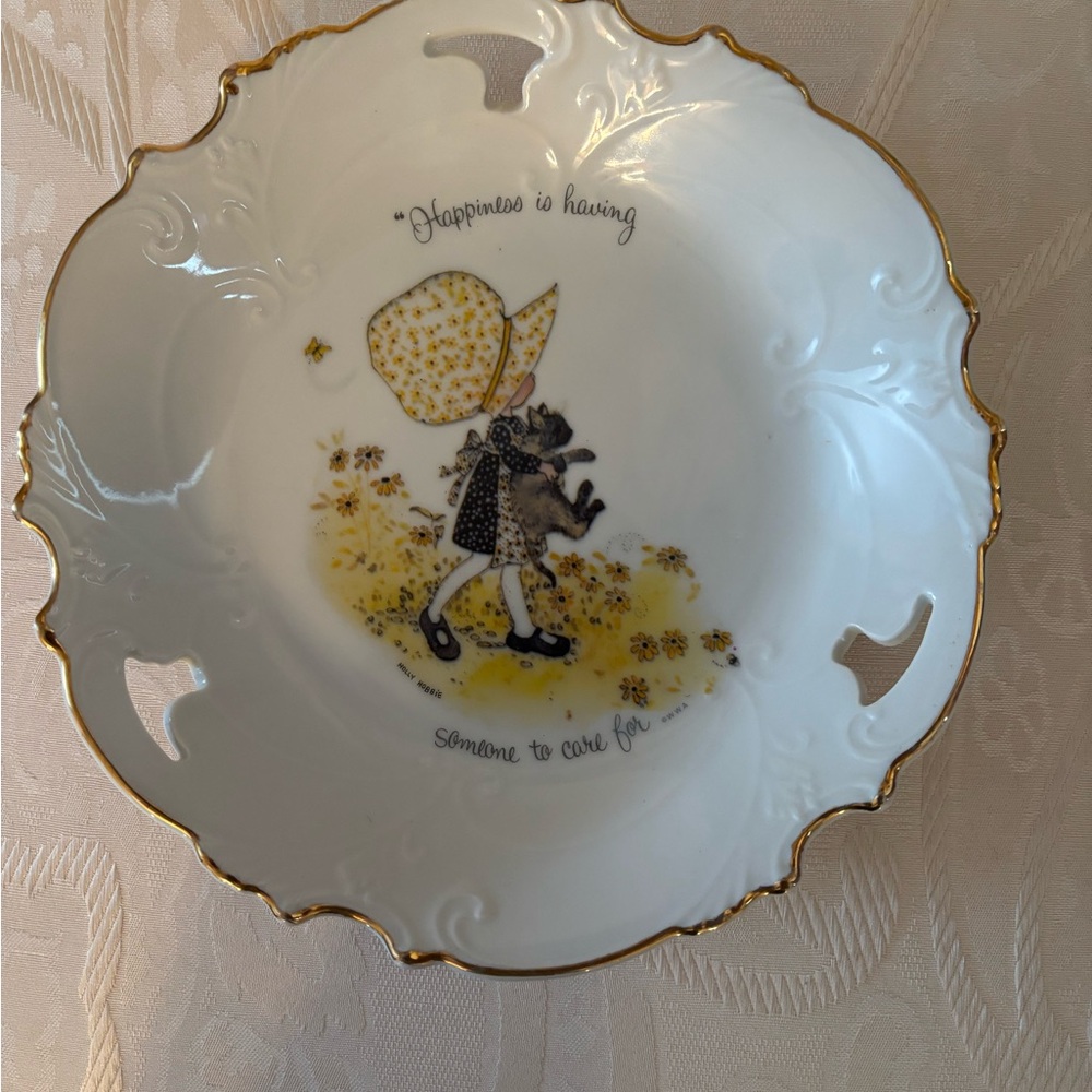 Vintage Decorative Plate with Gold Trim